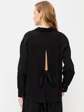 Old Navy Black Button-Back Blouse